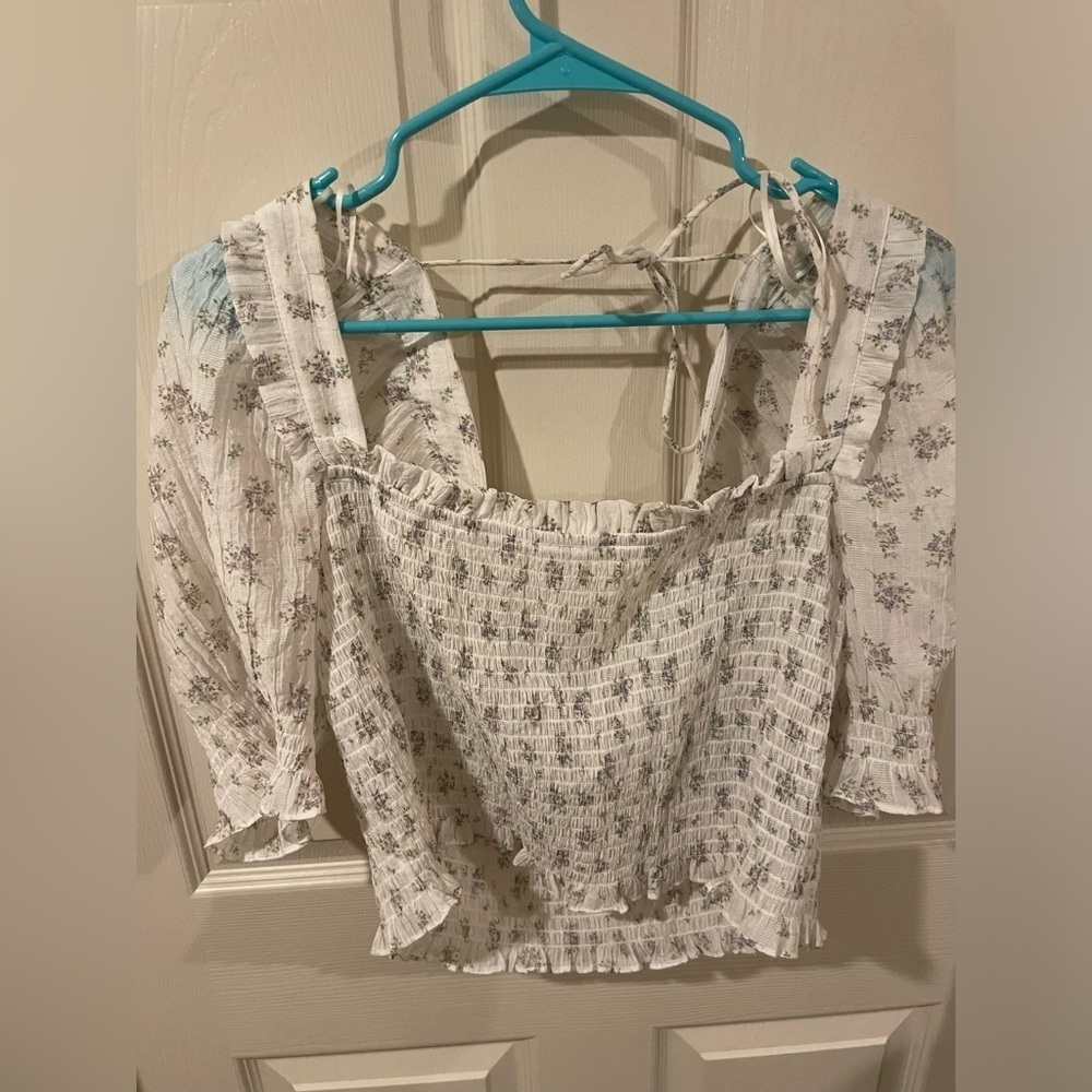 H&M floral top size L